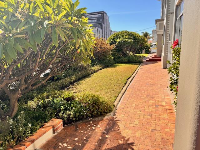 To Let 2 Bedroom Property for Rent in Bantry Bay Western Cape